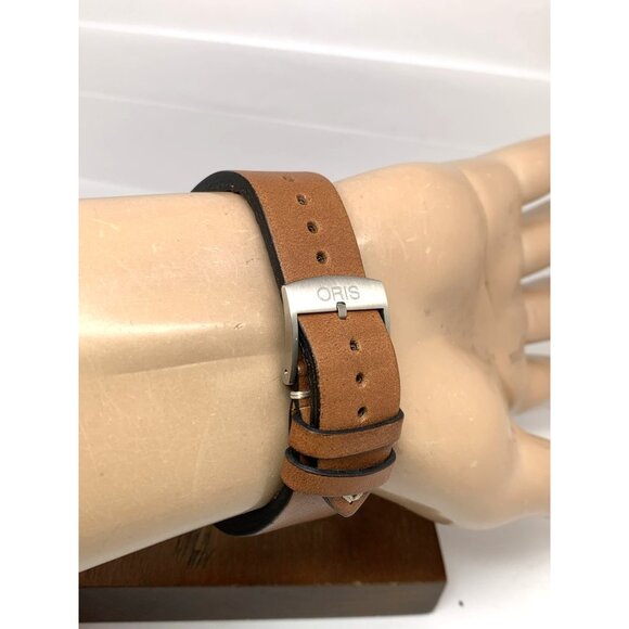 Oris Men's Watch 7720 Divers Sixty-Five Swiss Automatic Green Dial Brown Leather - Picture 11 of 15